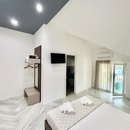 Luisella 3* Gaeta