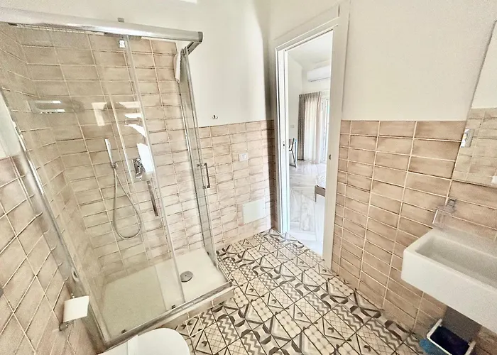 Luisella - Un Letto Ideale Bed and Breakfast 4*
