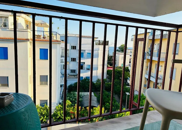 Luisella - Un Letto Ideale Bed and Breakfast Γκαέτα